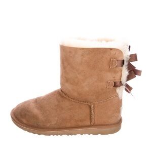 Ugg Sz4 Tan Bailey Bow II ankle boots